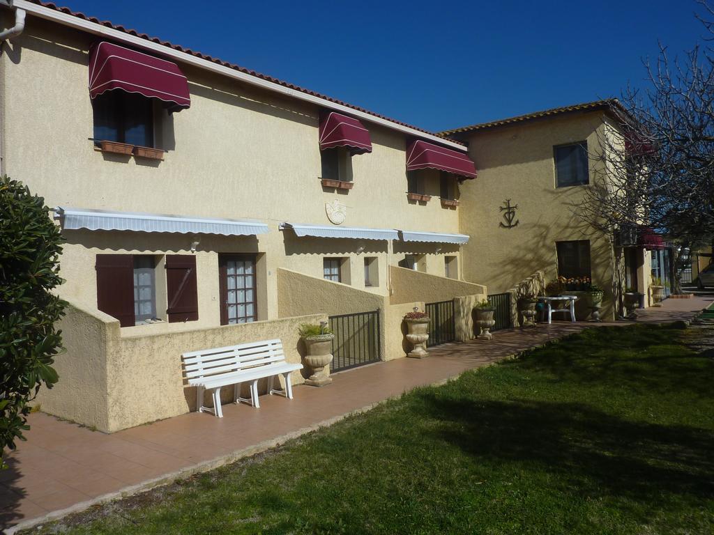 Hotel Longo Mai Arles Exteriér fotografie